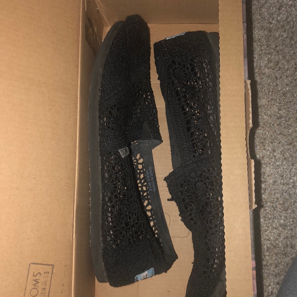 Women’s TOMS